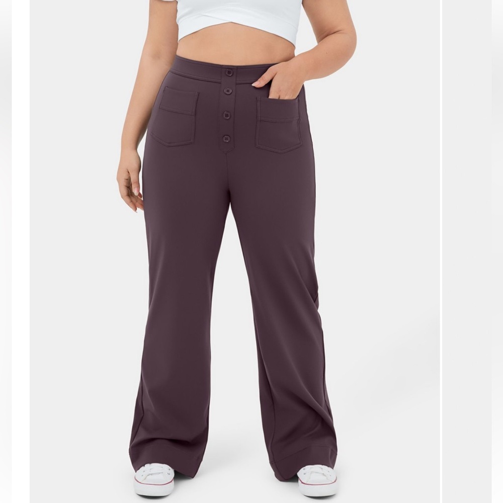 NEW Halara Women’s High Waisted Button Multiple Pockets Straight Leg Pants